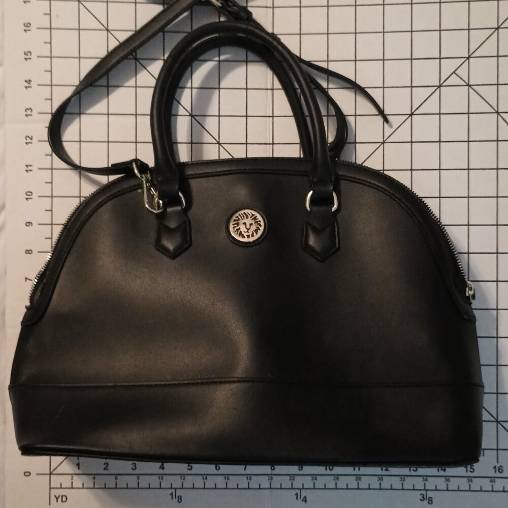 Closing Closet!! Final Sale Anne Klein Handbag